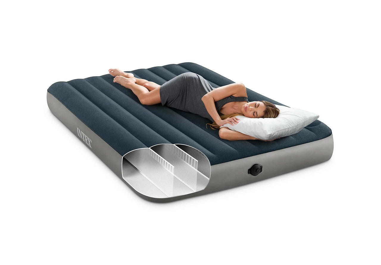 Dura-Beam® Standard Air Mattress 10" Queen W/ Built-In Battery Pump 4 Dura-Beam® Standard Air Mattress 10" Queen W/ Built-In Battery Pump - Image 4